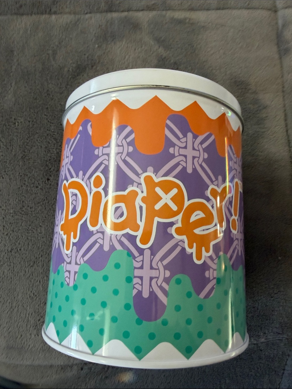 UMASOU DIAPER! Party Diaper Pail - Yellow, blue, and Pink Dinosaur.